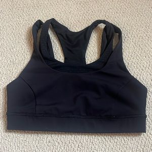 Lululemon sports bra